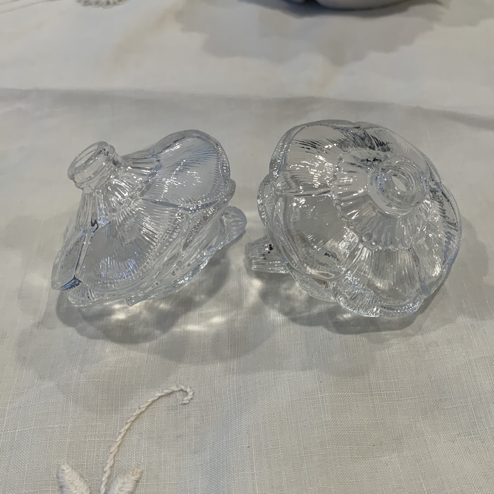 Vintage salt and pepper shaker handmade, made in Czechoslovakia.